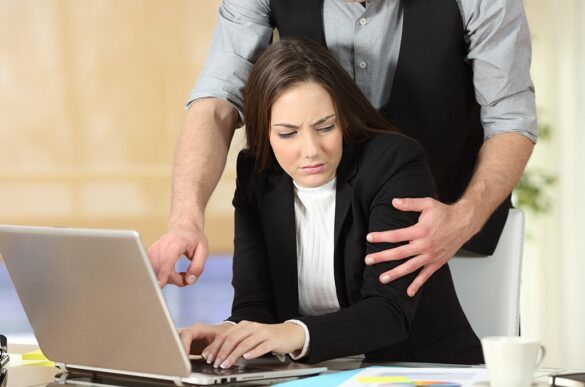 Report Sexual Harassment In Workplace Through A Tool | Itmunch
