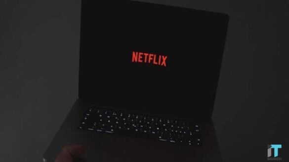 Netflix Streaming On Laptop | Itmunch