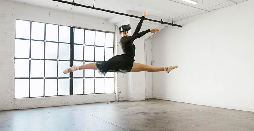 The Digital Evolution of Dance: Technology’s Role in Choreography and Performance
