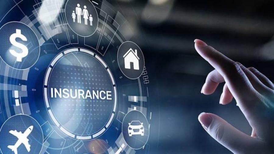 Insurance Industry Giants Streamline Operations Using AI
