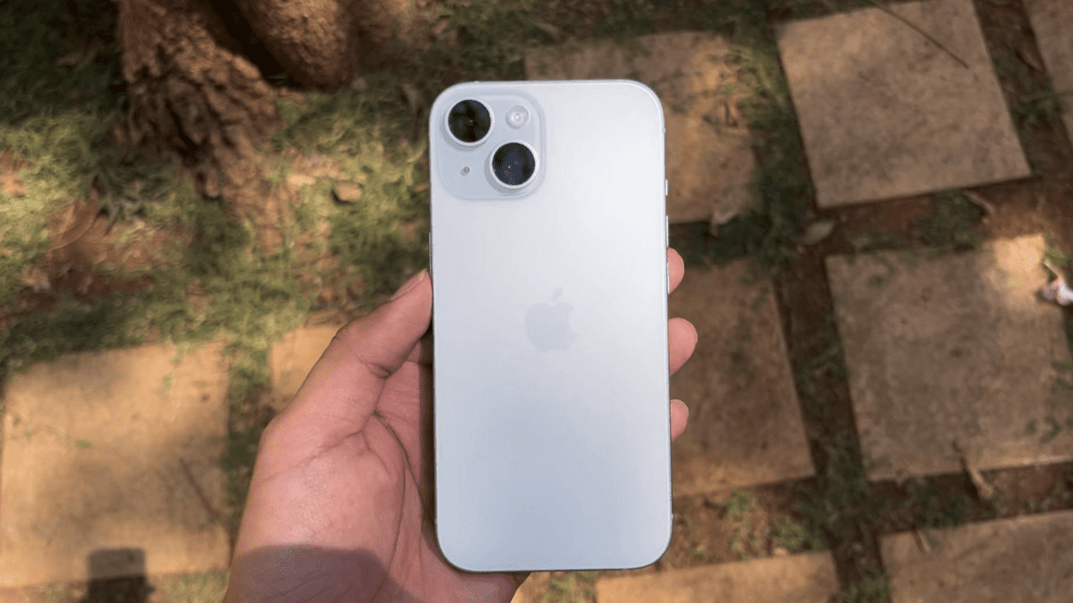 iPhone 15 in 2025: Still a Smart Buy Over the iPhone 16